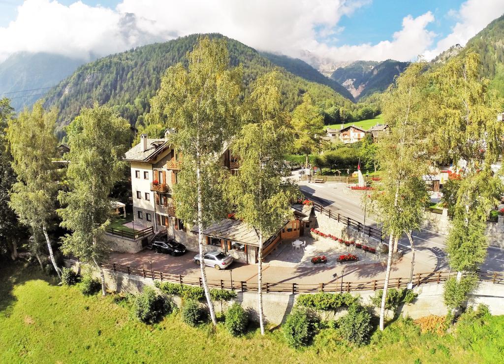 Hotel Stella Del Nord Courmayeur Eksteriør bilde