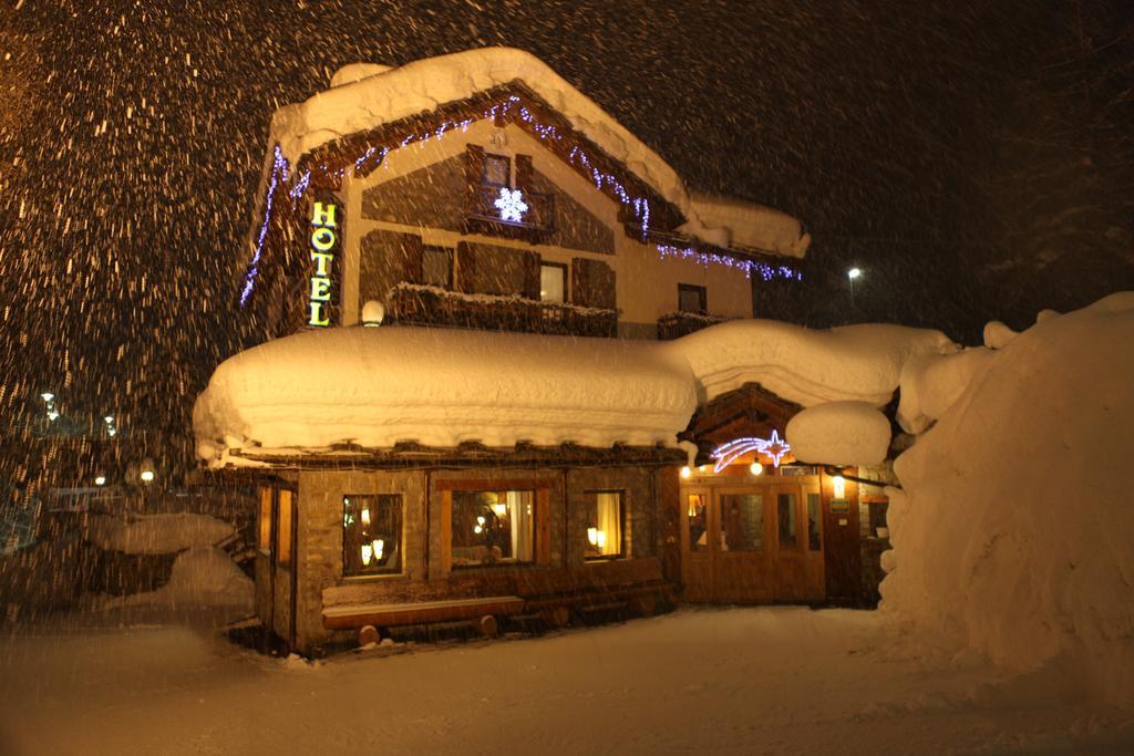 Hotel Stella Del Nord Courmayeur Eksteriør bilde