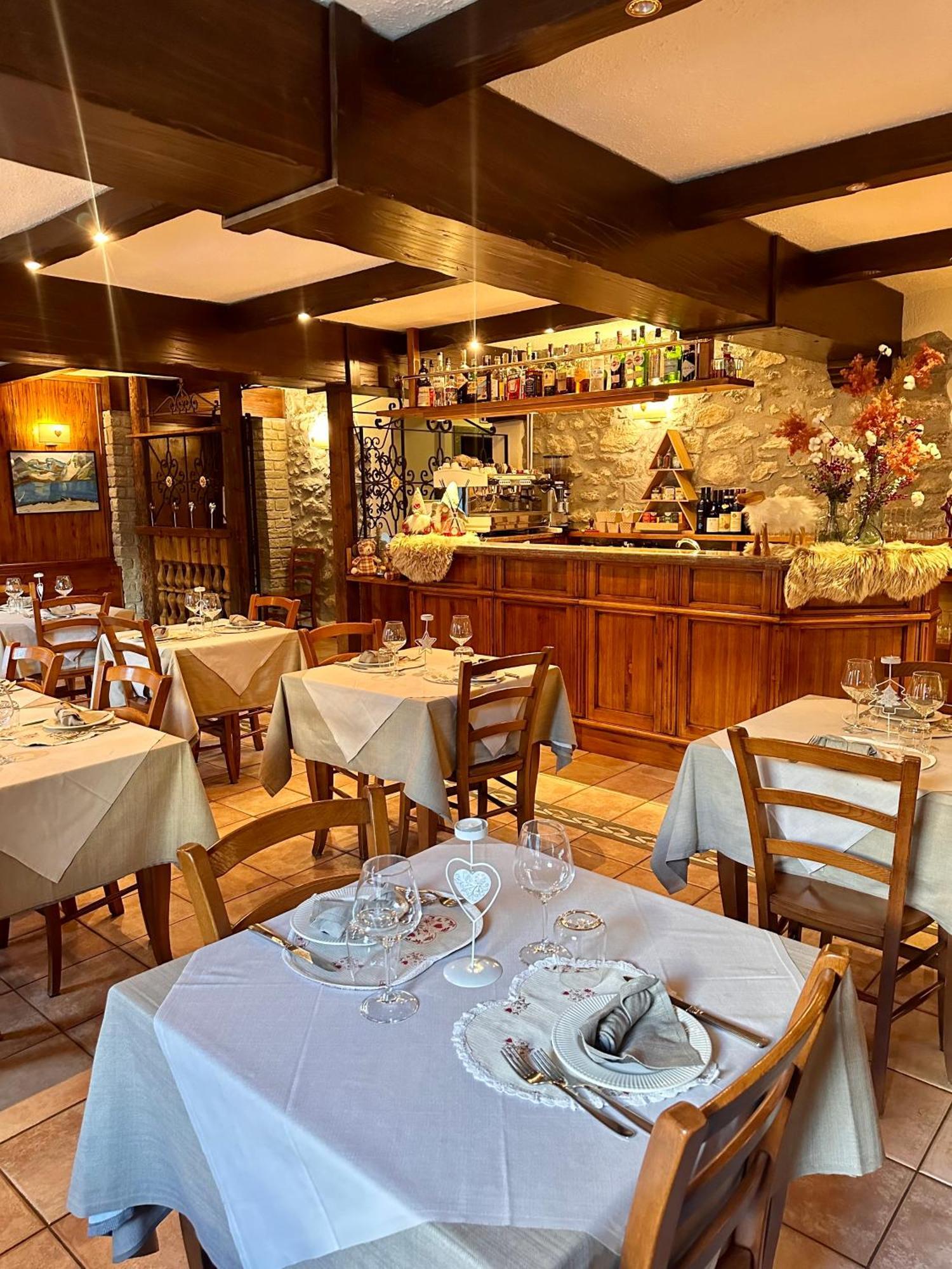 Hotel Stella Del Nord Courmayeur Eksteriør bilde